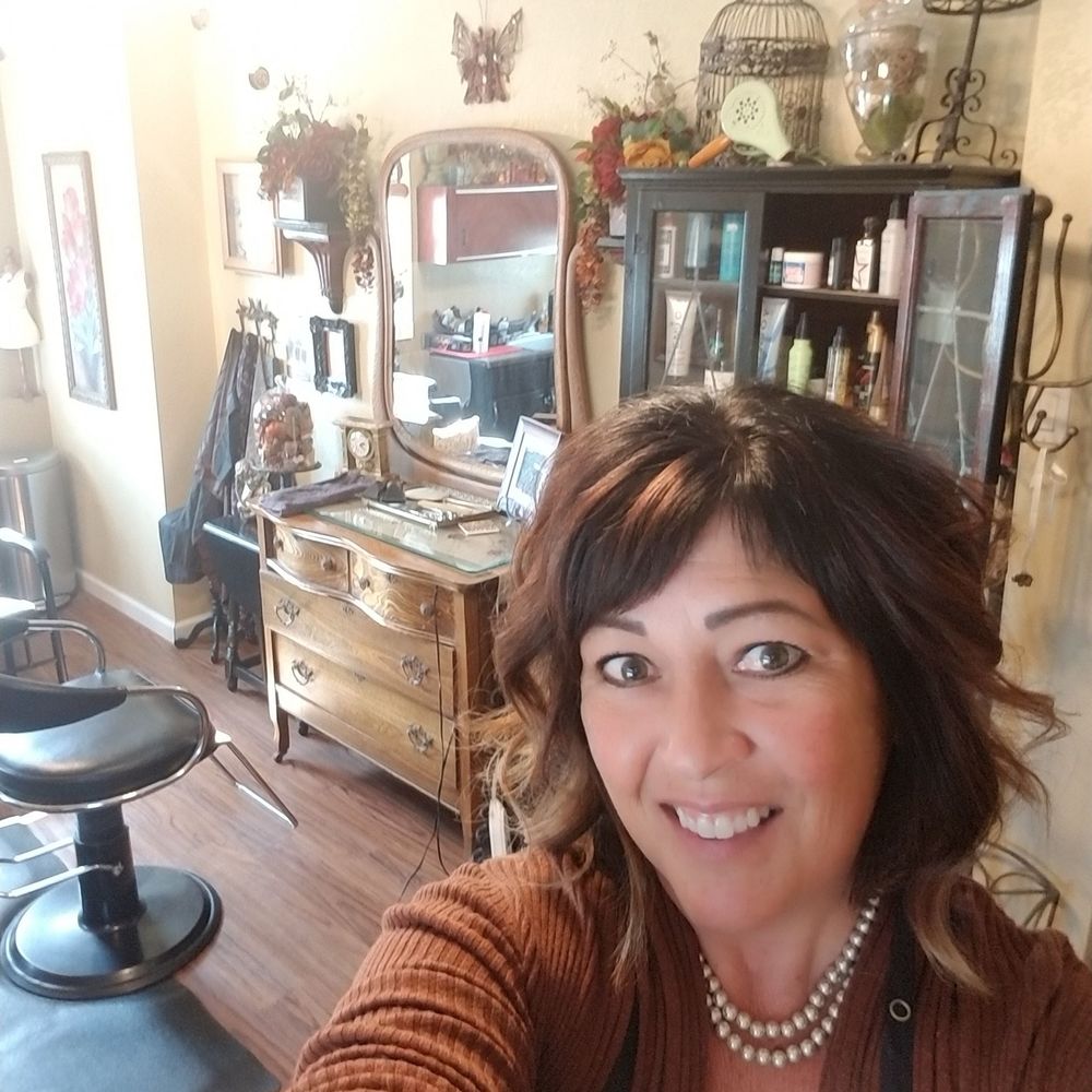 Meet your Posher, Angela
